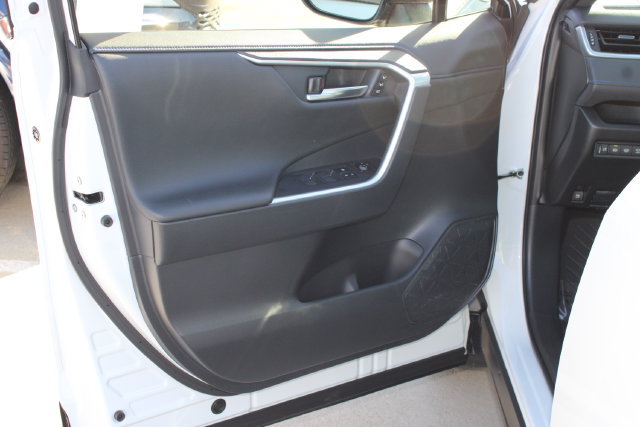 Used 2024 Toyota RAV4 XSE w/ Advanced Technology Package AWD/4WD image 11
