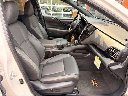 Used 2025 Subaru Outback Wilderness AWD/4WD image 15
