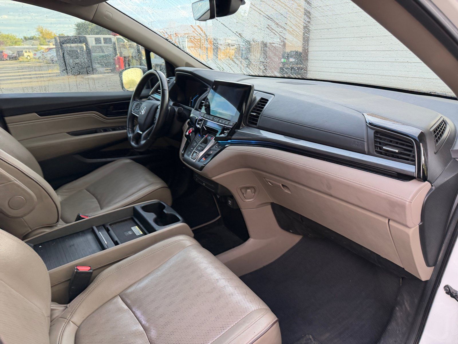 Used 2022 Honda Odyssey Elite image 16