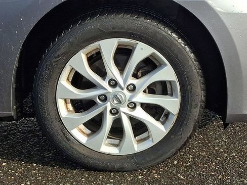 Used 2018 Nissan Sentra SV image 9