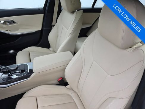 Used 2020 BMW 330i Sedan w/ Convenience Package RWD image 11