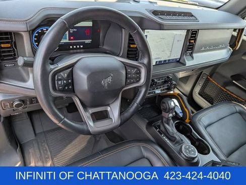 Used 2024 Ford Bronco Badlands AWD/4WD image 4