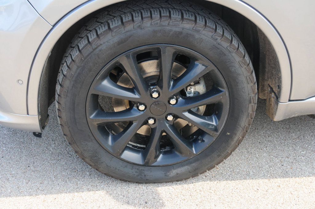 Used 2018 Dodge Durango R/T w/ Technology Group AWD/4WD image 7
