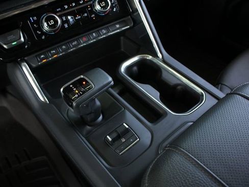 Certified 2024 GMC Sierra 1500 Denali image 20