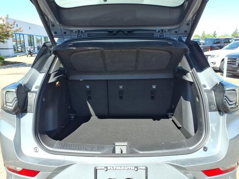 Used 2024 Buick Encore GX Avenir w/ Avenir Convenience Package AWD/4WD image 8