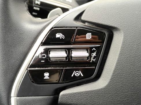 Used 2023 Kia EV6 Wind image 39