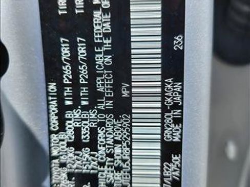 Used 2023 Toyota 4Runner SR5 Premium w/ Moonroof Package RWD image 24