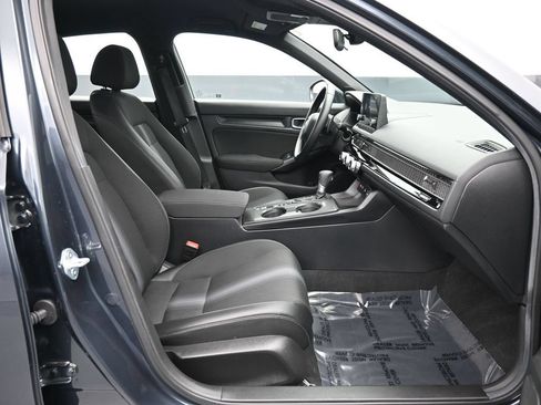 Used 2025 Honda Civic Sport image 25