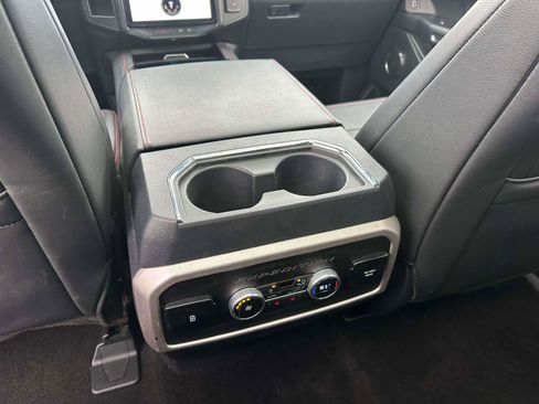 Used 2022 Ford Expedition Max Limited image 11