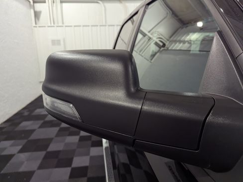 Used 2025 RAM 1500 Big Horn AWD/4WD image 7