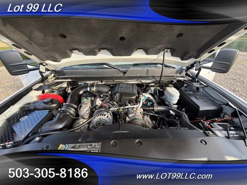 Used 2009 GMC Sierra 2500 SLT w/ Entertainment Package AWD/4WD image 24