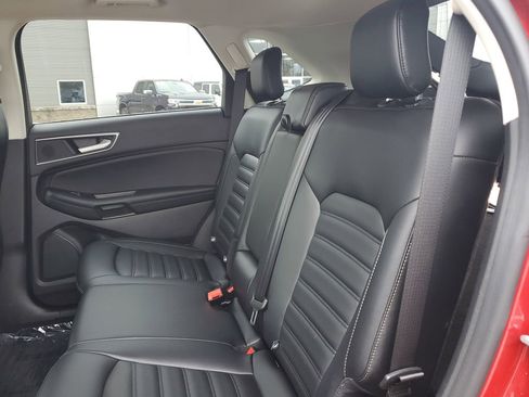 Used 2023 Ford Edge SEL w/ Convenience Package image 10