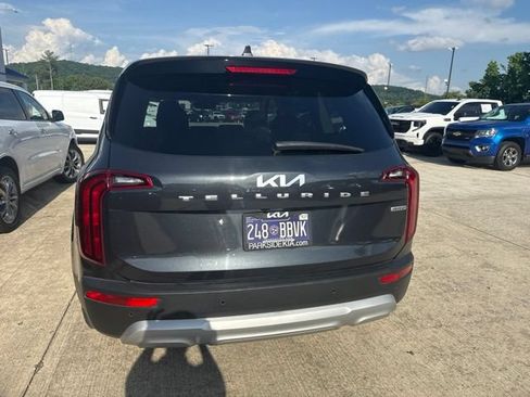 Used 2022 Kia Telluride LX AWD/4WD image 12