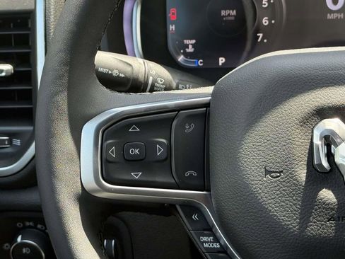 New 2026 RAM 1500 4x4 Crew Cab image 20