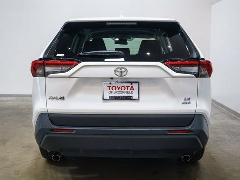 Used 2025 Toyota RAV4 LE AWD/4WD image 8