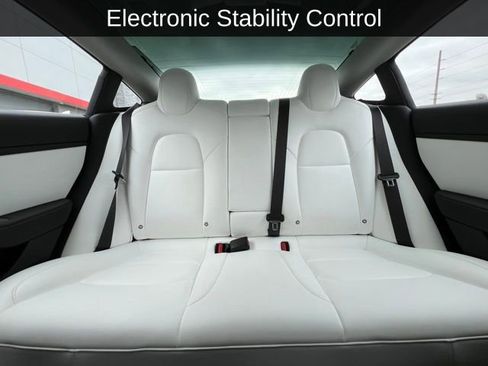 Used 2018 Tesla Model 3 Long Range image 8