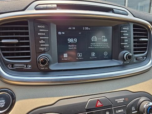 Used 2018 Kia Sorento EX AWD/4WD image 21