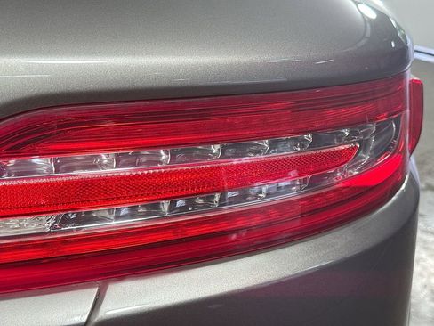 Used 2017 Lincoln MKC Select w/ Select Plus Package image 32