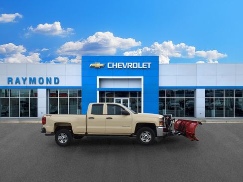Used 2018 Chevrolet Silverado 2500 W/T w/ Snow Plow Prep Package AWD/4WD image 2