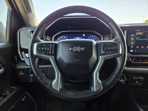 Used 2022 Chevrolet Silverado 1500 RST AWD/4WD image 43