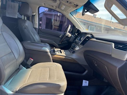 Used 2018 GMC Yukon XL Denali w/ Open Road Package AWD/4WD image 19
