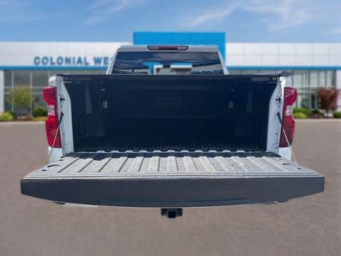 Used 2023 Chevrolet Silverado 1500 LT AWD/4WD image 8