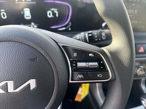 New 2026 Kia Seltos LX image 17