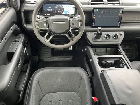 Used 2022 Land Rover Defender 90 V8 image 4