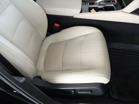 Used 2018 Honda Accord Touring image 39