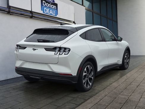 Certified 2024 Ford Mustang Mach-E Select w/ Comfort Package Lite image 3