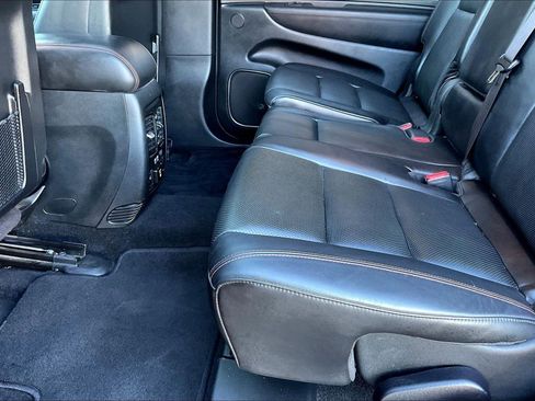 Used 2022 Dodge Durango R/T image 17