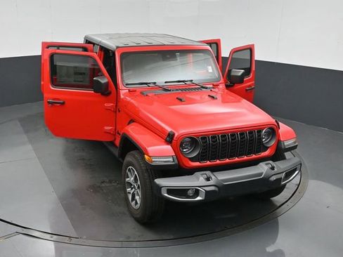Used 2024 Jeep Gladiator Sport AWD/4WD image 45