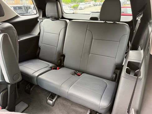 Used 2019 Chevrolet Traverse LT AWD/4WD image 33