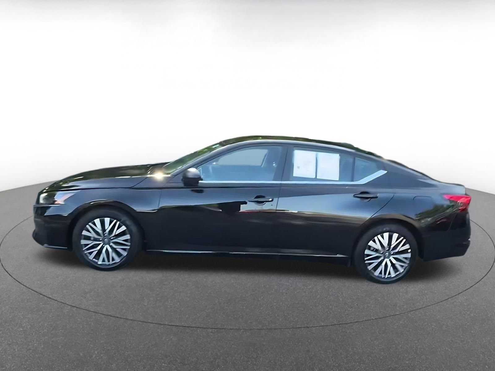 Used 2026 Nissan Altima 2.5 SV FWD image 8