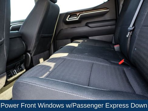 Used 2025 Chevrolet Silverado 1500 LT image 13