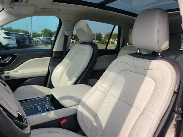 Used 2025 Lincoln Aviator Reserve w/ Illumination Package RWD image 25