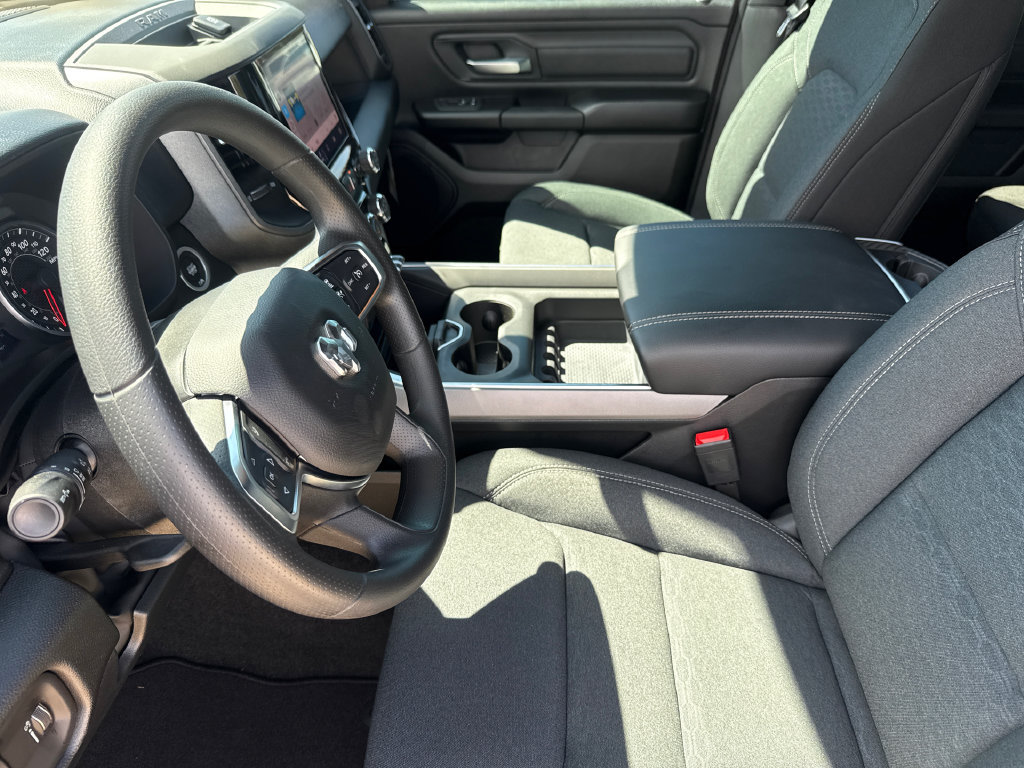 New 2027 RAM 1500 Express AWD/4WD image 19