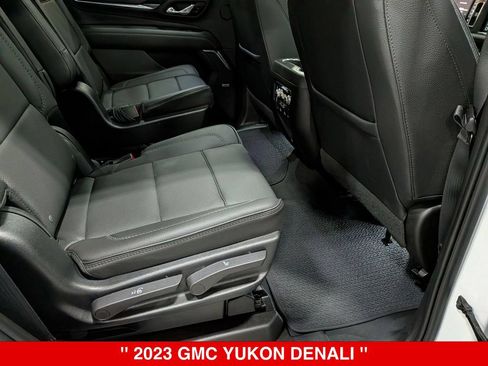 Used 2023 GMC Yukon Denali w/ Advanced Technology Package AWD/4WD image 36