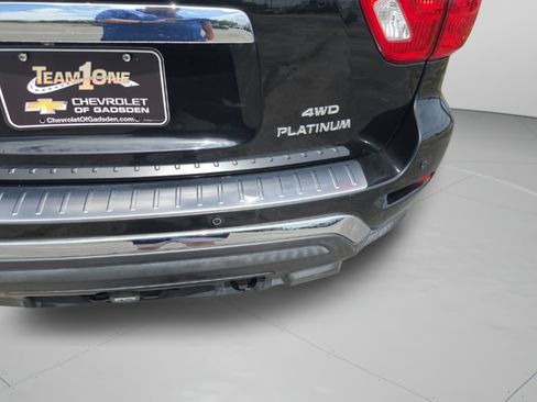 Used 2018 Nissan Pathfinder Platinum AWD/4WD image 37