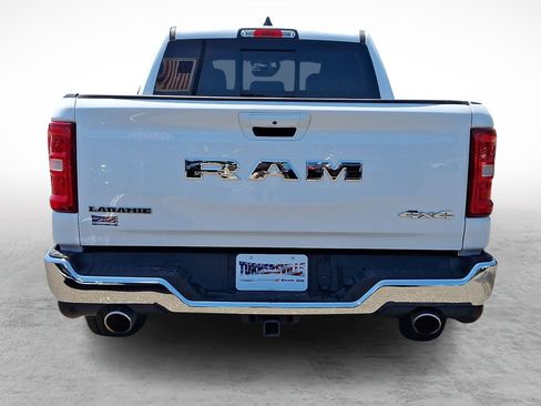 Used 2026 RAM 1500 Laramie AWD/4WD image 4