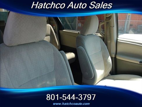Used 2016 Toyota Sienna LE FWD image 26
