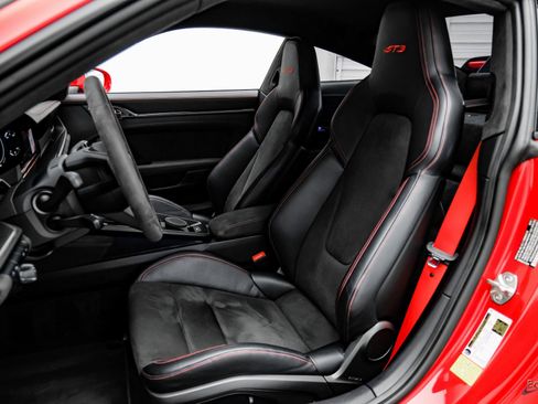Used 2022 Porsche 911 GT3 image 38