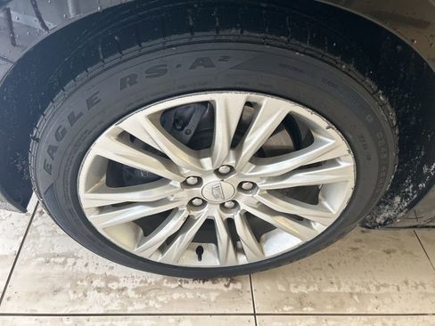 Used 2018 Cadillac XTS Luxury image 16