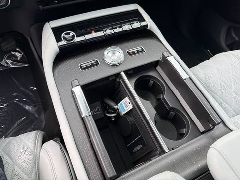 New 2027 Lincoln Navigator L Black Label AWD/4WD image 35