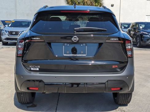 New 2026 Nissan Kicks SR w/ SR Premium Package FWD image 7