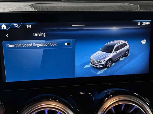 Certified 2026 Mercedes-Benz GLB 250 4MATIC image 37
