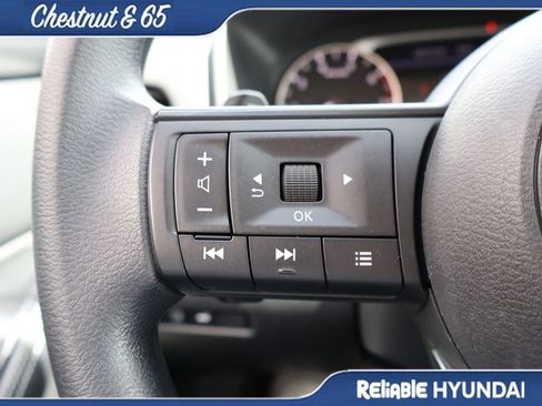 Used 2024 Nissan Rogue SV AWD/4WD image 27
