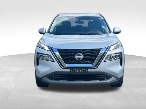 Used 2022 Nissan Rogue SV image 9