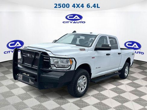 Used 2022 RAM 2500 Tradesman w/ Chrome Appearance Group AWD/4WD image 10