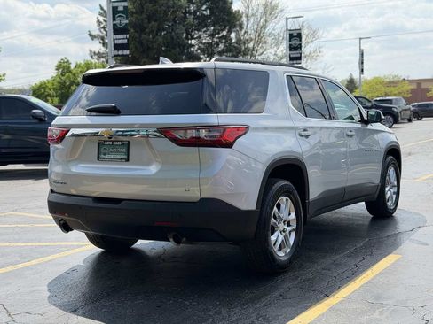 Used 2019 Chevrolet Traverse LT FWD image 14